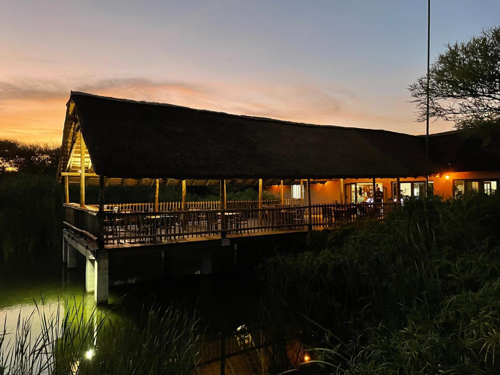 Iphofolo Lodge & Tented Camp Vivo Bagian luar foto