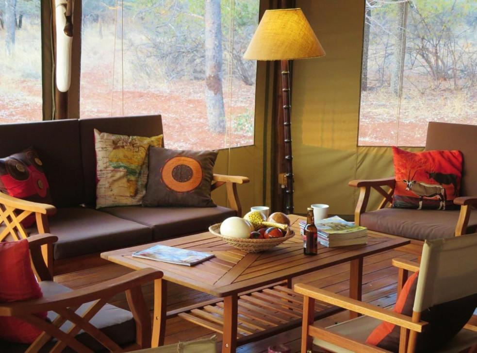 Iphofolo Lodge & Tented Camp Vivo Bagian luar foto