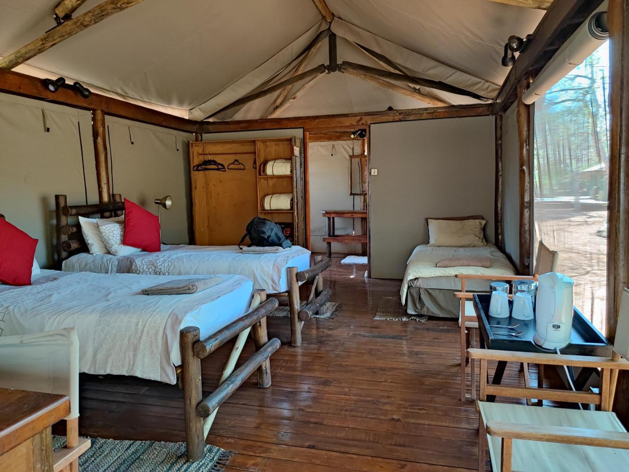 Iphofolo Lodge & Tented Camp Vivo Bagian luar foto